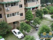 客厅带阳台,小区景观位置,近地铁,精装修,装修齐全,采光充足,全南户型