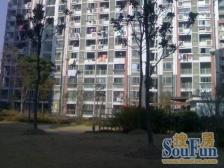 满五税少,全南两房,户型方正,精装修,诚意出售。