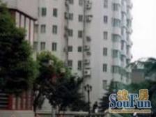 一梯四户,小区中心位置,主卧朝南,交通便利