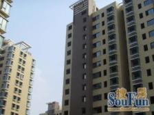 满五为一,颂花园,有地下室有车库有垫高,不潮湿。