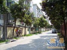 小两房,不靠马路,位置安静, 精装修,业主诚意出售