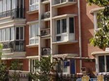 19号线地铁口,户型方正,精装修,业主诚售