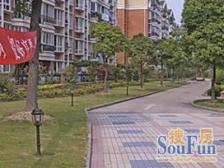 19号线地铁口,户型方正,精装修,业主诚售