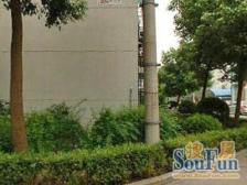 近地铁近万达顶楼复式带露台02年商品房配套成熟