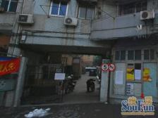 巴士小区 1室0厅 南