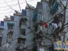 巴士小区 1室0厅 南