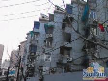 巴士小区3室南朝向980.00万元/套出售