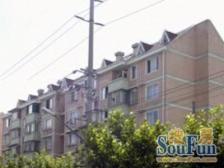 栖山家园 4室2厅 南 北