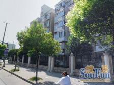 一楼带院子,地铁口,位置好,无增值税,户型正