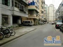 全屋精装!一梯两户三期房龄新,附赠江五卖相好