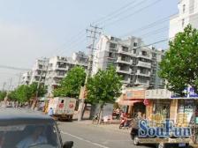 地铁口100米,可四房两厅两卫,有露台120%得房率