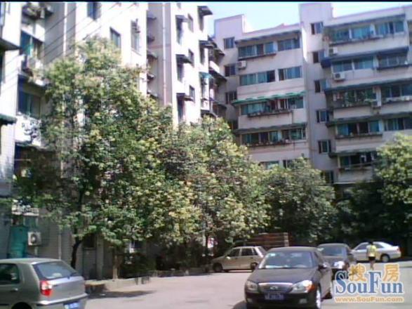 群和街1号院实景图