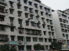 中山路 精装修 楼层低 三室 出售