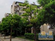 电梯房,交通便利户型和朝向好,急售,价格可谈