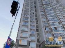 朝南景观两房房总价低房东诚卖采光好视野景观好价格低