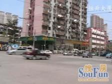 新天地旁单价总低+高区双南户型视野好+满五年诚意卖