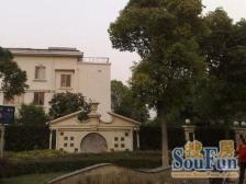 看高尔夫球场景观!低单价,满五税少,方便看,诚意出,价可谈!