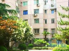 此房是全明户型,标准三室户,近地铁,小区环境好