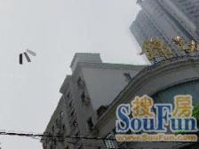 黄浦外国语 南北通两房 次顶楼 看江景 小高层一梯两户