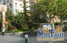 1953年房龄,只此一套,中间楼层采光视野好,适宜居住