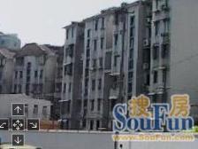 低楼层 小区中间位置 环境好