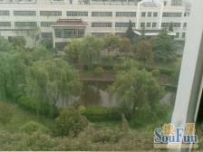 总监推荐,沿河精装两房,中间楼层,随时可看房