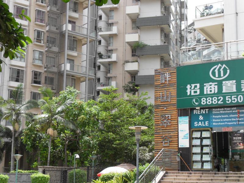 小区相关图