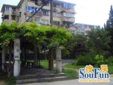 新出房源,楼层好, 诚心出售,价格可谈!