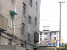 高区精装修南北两房、拎包入住、准电梯房