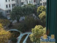 三开间朝南大三房,精装修,好楼层,诚心出售,配合看房,