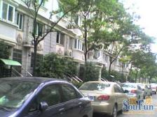 三开间朝南大三房,精装修,好楼层,诚心出售,配合看房,