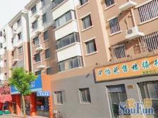 一梯四户,大两房,环境优美,居家装修,精装好房