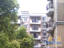 环境优美,闹中取静,居家装修,诚意出售,一楼送花园