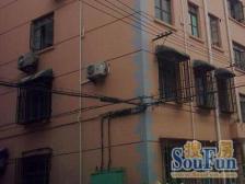 35平大花园 地铁零距离 3+1户型 新上房源