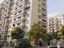 板式南北通三房两厅带院子,楼下是车库垫高不潮湿,近中海环宇城