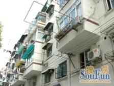 电梯房,一梯四户,大开间,主卧朝南