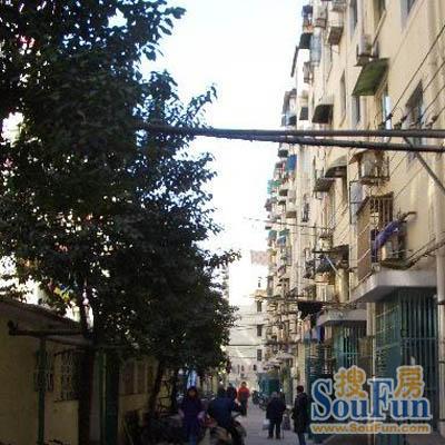 小区相关图