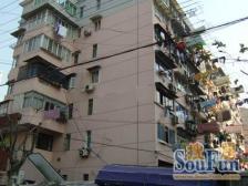 一梯四户,小户型,一门关,交通便利,小区中心位置,居家装修,诚意出售,配套完善