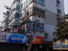 动静分离大三房,中间楼层视野佳,有着固定车位好泊车