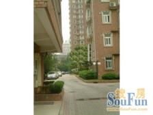 华山嘉苑3室2厅2卫南朝向1050.00万元/套出售