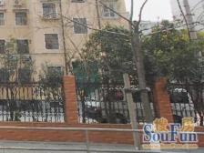 得房率高,前面是公园,无遮挡视野采光好,诚意出售