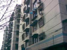 李家沱商圈旁 正规大2房 单价4000多 菜市场近