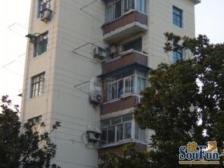 地铁200米,一梯两户边套精装,三楼无不利设施近小门