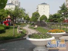 8/13号线双规交通+上钢菜场+上南公园+世博源购物街