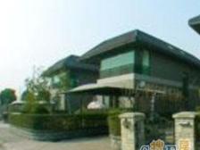 七宝大花园河景大宅,可停6辆车,户型方正,纯毛坯