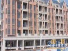 小区二期的 位置没得说的好靠河的 业主自住的2+1户型