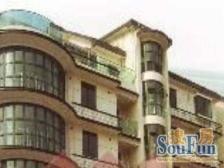 不靠高速,三期景观楼层河景两房,婚房装修,拎包入