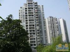 经开区 翠堤春晓三房118万