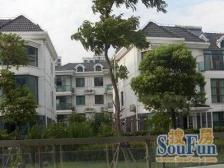 采光充足,房型正气,大开间,小区中心位置,一梯两户,中式风格,环境优美