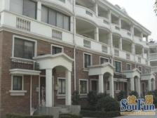 地铁口 精装连排 临大河 随时看房